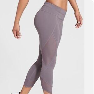 Athleta Aura Sonar Capri